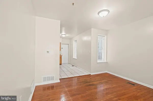 1821 S 4TH ST, Camden, NJ 08104