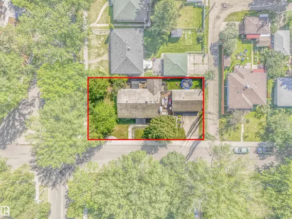 9573 83 ST NW, Edmonton, AB T6C 2Z9