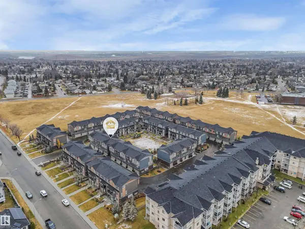 #40 3025 151 AV NW, Edmonton, AB T5Y 3W4