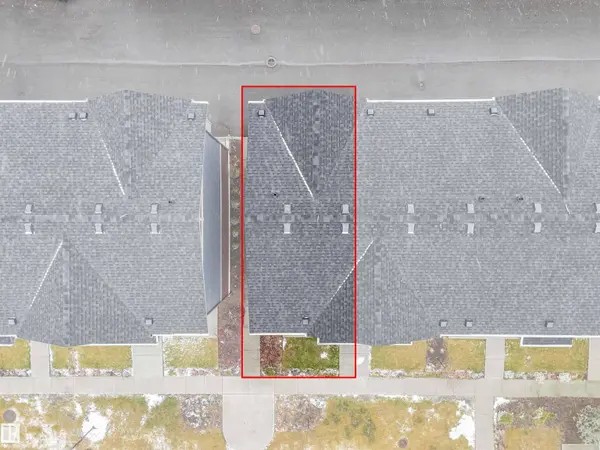 #40 3025 151 AV NW, Edmonton, AB T5Y 3W4