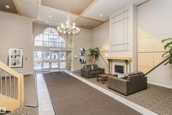 #307 10311 111 ST NW, Edmonton, AB T5K 2Y8