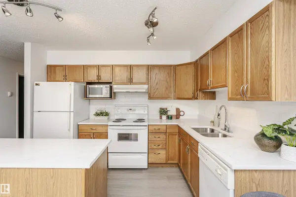 #307 10311 111 ST NW, Edmonton, AB T5K 2Y8