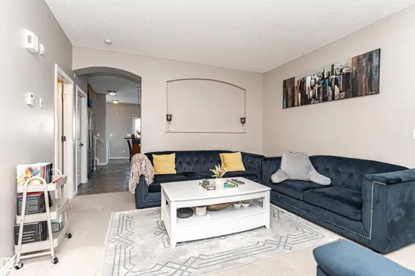 #103 13825 155 AV NW, Edmonton, AB T6V 0B8