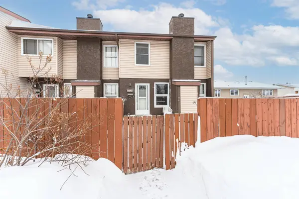17135 109 ST NW, Edmonton, AB T5X 3E2