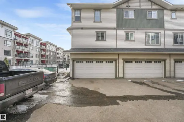 #44 12815 CUMBERLAND RD NW, Edmonton, AB T6V 0M2