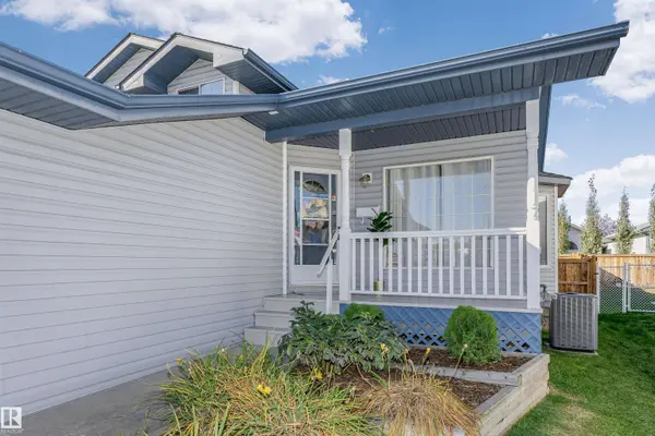 820 115A ST NW, Edmonton, AB T6J 6T9