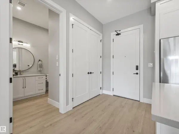#101 7471 MAY CM NW, Edmonton, AB T6R 0X5
