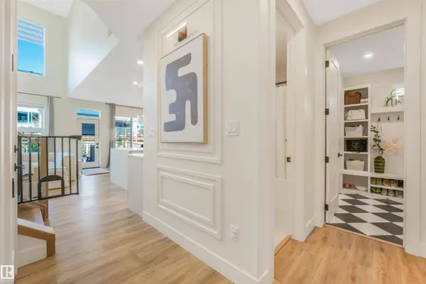 108 EDGEFIELD WY, St. Albert, AB T8N 8A7
