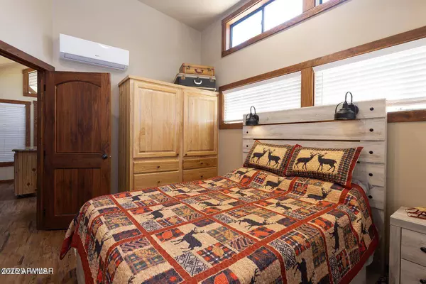 4380 S ELK TROT Loop, Show Low, AZ 85901