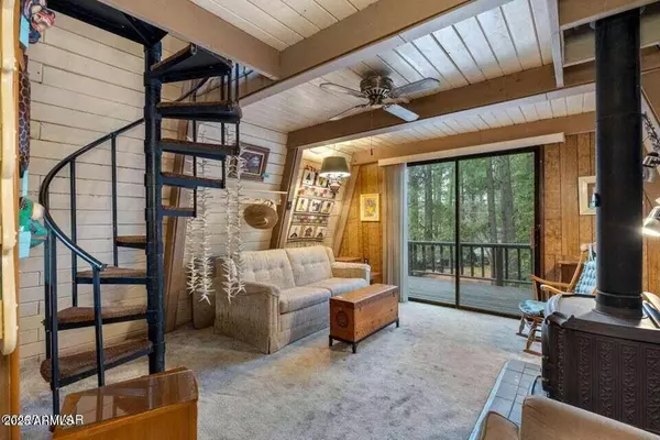 2856 KING FISHER Drive, Show Low, AZ 85901