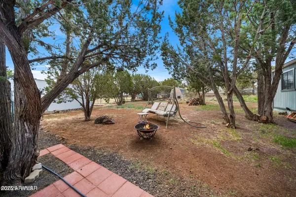 8525 CANYON Drive, Show Low, AZ 85901