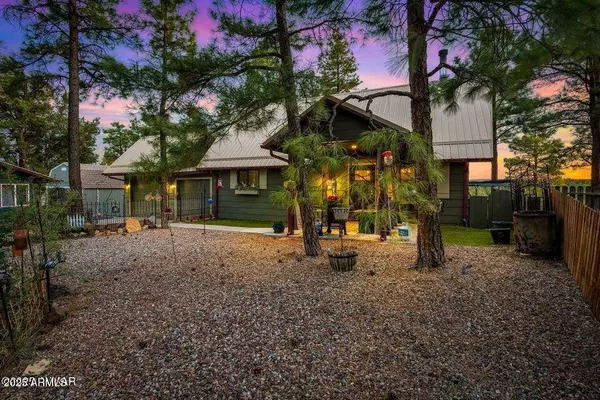 2331 W ROGERS Loop, Show Low, AZ 85901