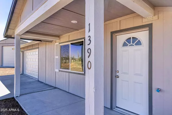 1390 S APPLE Circle, Taylor, AZ 85939