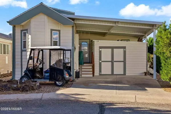 8220 LAKE FRONT Drive, Show Low, AZ 85901