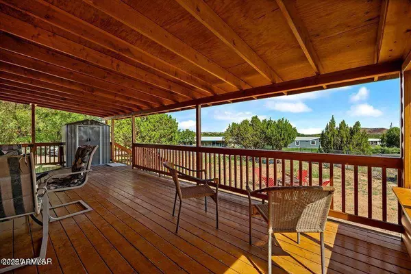 39 EVERGREEN Lane, Concho, AZ 85924