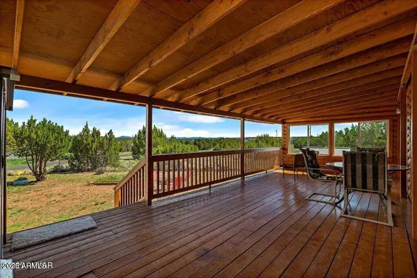 39 EVERGREEN Lane, Concho, AZ 85924