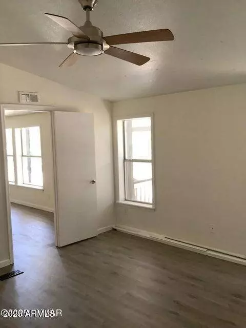 3149 TONTO Drive, Overgaard, AZ 85933