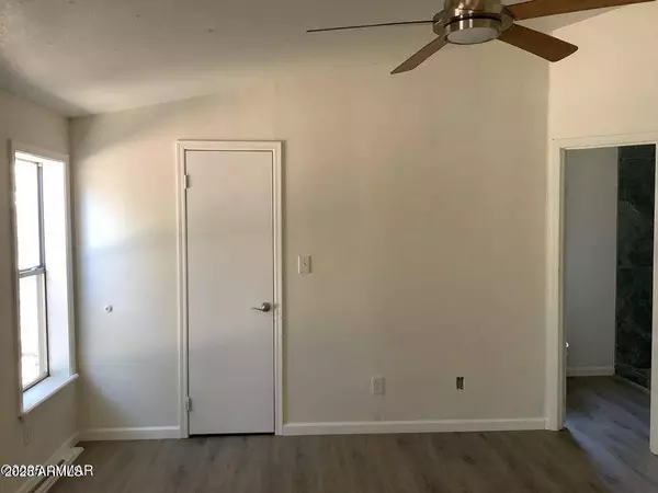 3149 TONTO Drive, Overgaard, AZ 85933