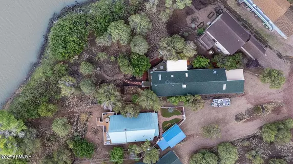 2045 SILVER CREEK Drive, Show Low, AZ 85901