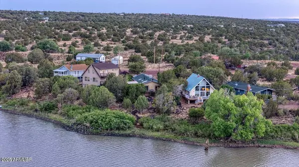 2045 SILVER CREEK Drive, Show Low, AZ 85901