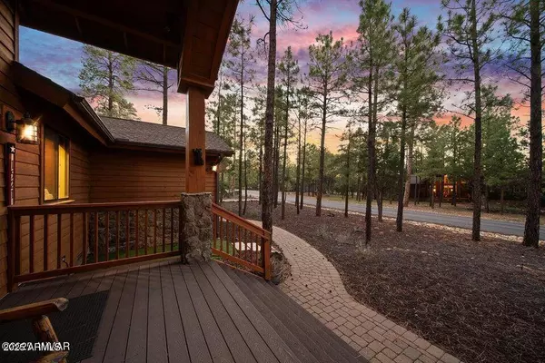 1521 S JIMSON Loop, Show Low, AZ 85901