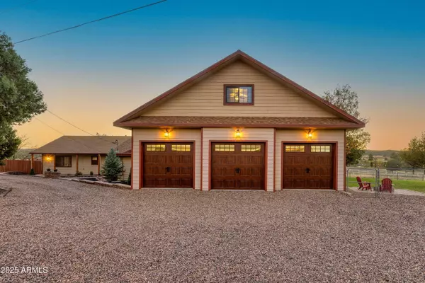981 Oak Grove Road, Show Low, AZ 85901