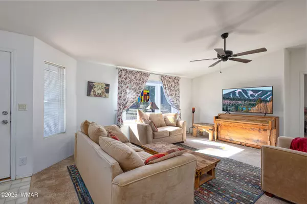 6464 Old Homestead Road, Show Low, AZ 85901