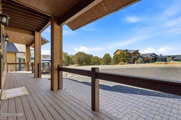 4930 W MOUNTAIN HOLLOW Loop, Show Low, AZ 85901