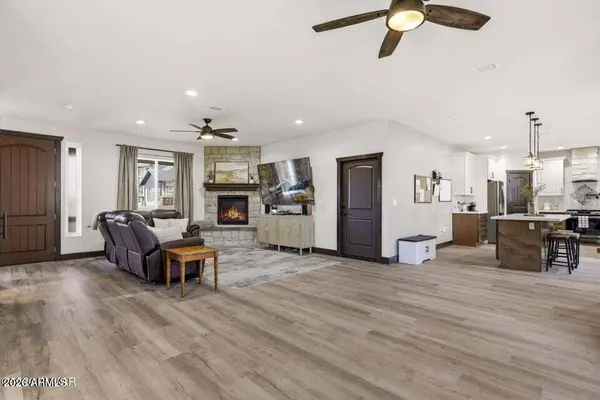 4930 W MOUNTAIN HOLLOW Loop, Show Low, AZ 85901
