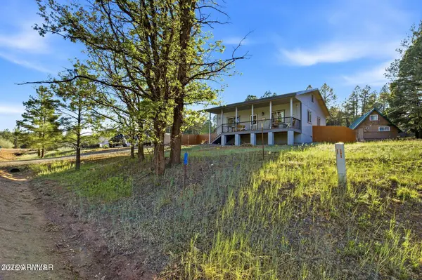 588 RIM Road, Pinedale, AZ 85934