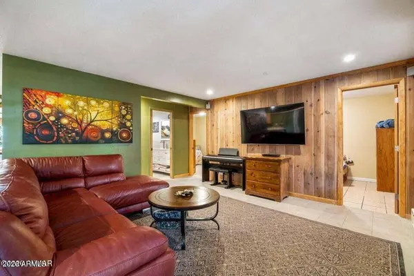 1249 S STEPHENS Drive, Pinetop, AZ 85935