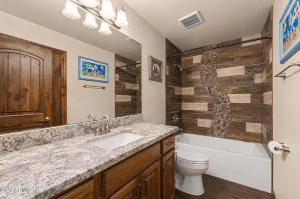200 W LONG LEAF Drive, Lakeside, AZ 85929