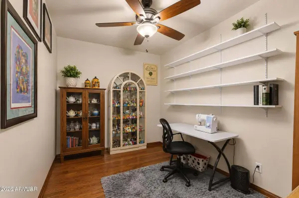 200 W LONG LEAF Drive, Lakeside, AZ 85929
