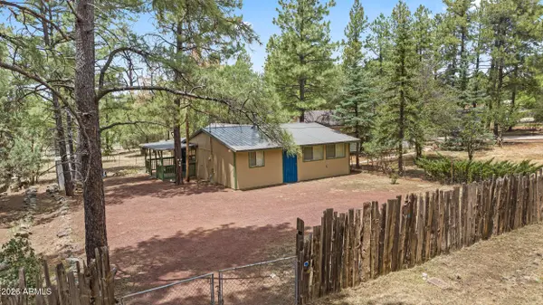 1724 LYERLY Avenue, Lakeside, AZ 85929
