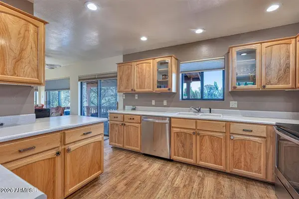 2287 THUNDERBIRD Way, Overgaard, AZ 85933