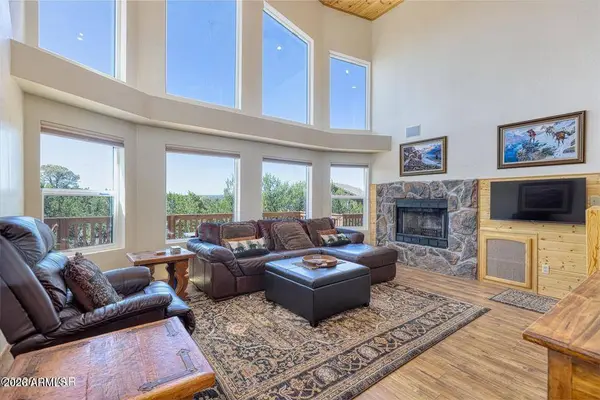 2287 THUNDERBIRD Way, Overgaard, AZ 85933