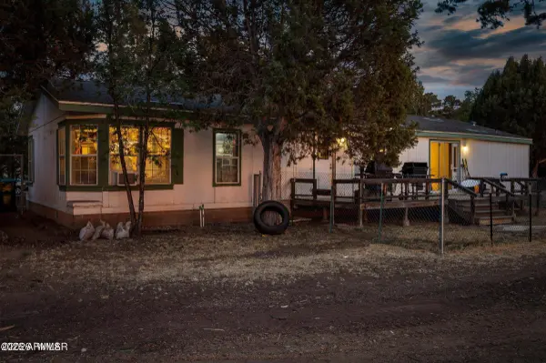 220 S 10TH Avenue, Show Low, AZ 85901