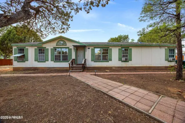 220 S 10TH Avenue, Show Low, AZ 85901