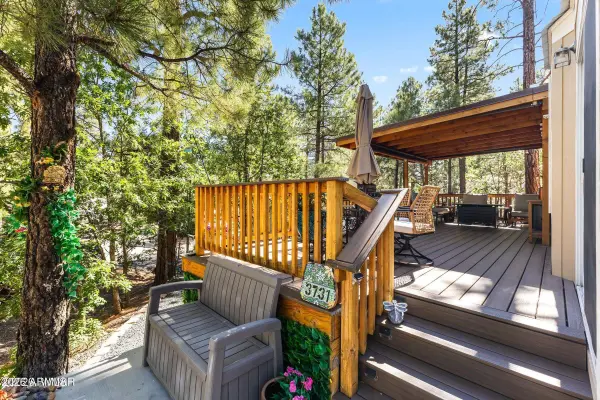 3731 S MULE SKINNER Loop, Show Low, AZ 85901