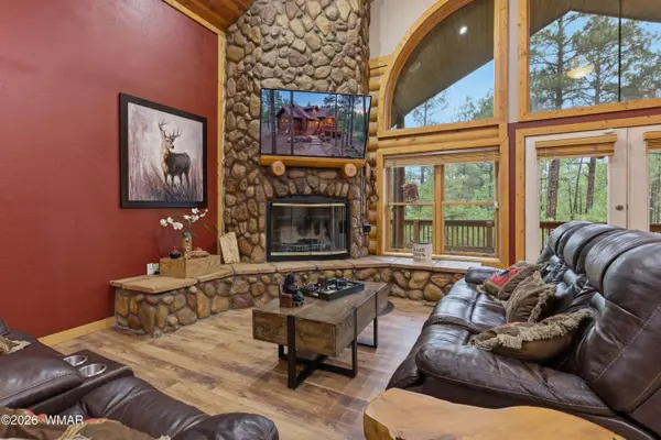 1440 S Vine Maple Lane, Show Low, AZ 85901