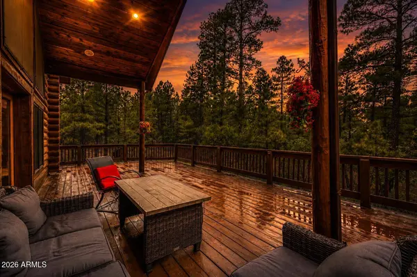 1440 S VINE MAPLE Lane, Show Low, AZ 85901