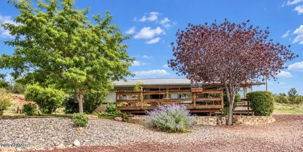 765 N ALTA VISTA Drive