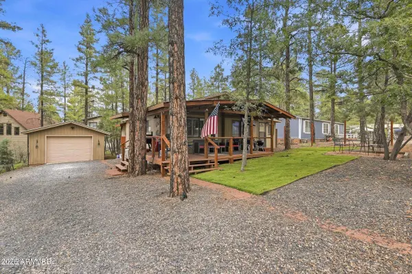 2250 W WHIPPLE Street, Show Low, AZ 85901