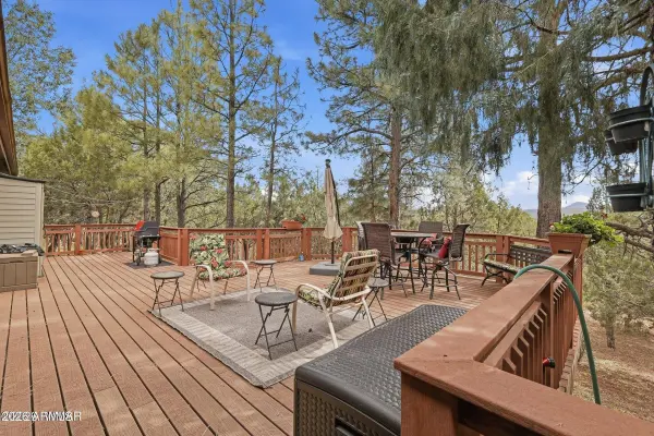3197 PINE NEEDLE Drive, Show Low, AZ 85901