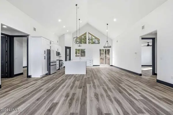 2381 W BENCH Road, Show Low, AZ 85901