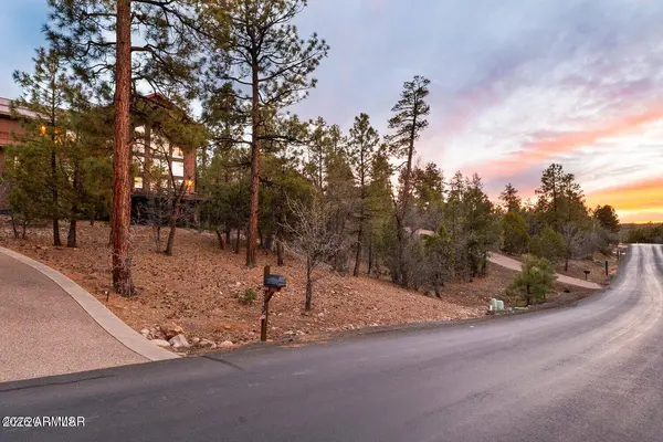 3281 W FALLING LEAF Road, Show Low, AZ 85901