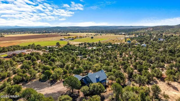 6325 GARDENIA Lane, Show Low, AZ 85901