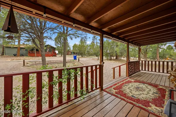 3349 Panorama Drive, Overgaard, AZ 85933