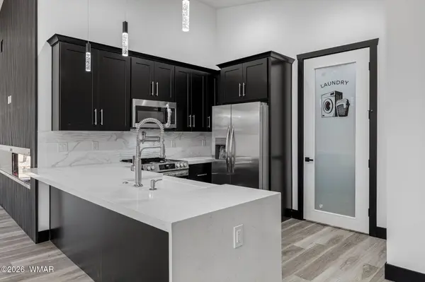 2755 W Villa Loop, Show Low, AZ 85901