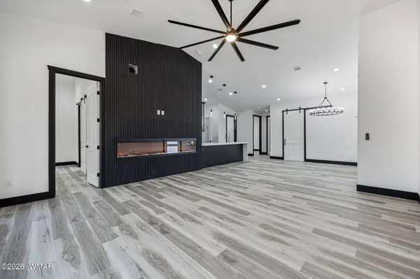 2755 W Villa Loop, Show Low, AZ 85901